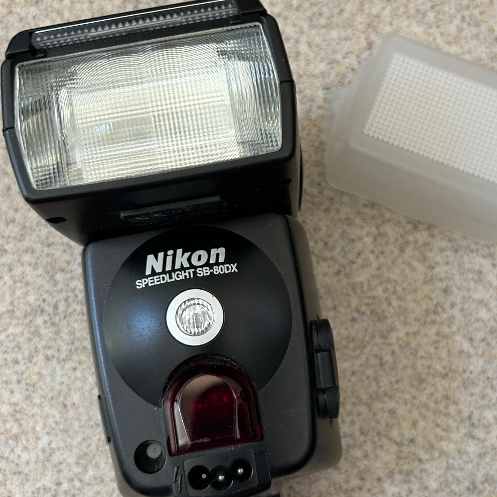 NIKON Speedlight SB-80DX Flash Vintage